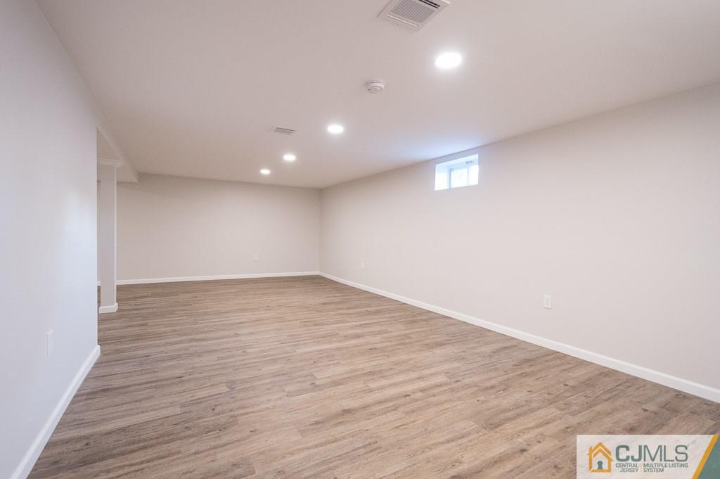 5 High Point Road East Brunswick, NJ 08816 - Photo 17 of 24 a view of an empty room