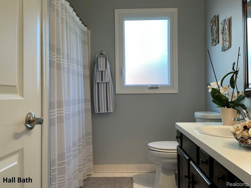 460 Streamview Court Rochester Hills, MI 48309 - Photo 14 of 32 Gallery Image 14
