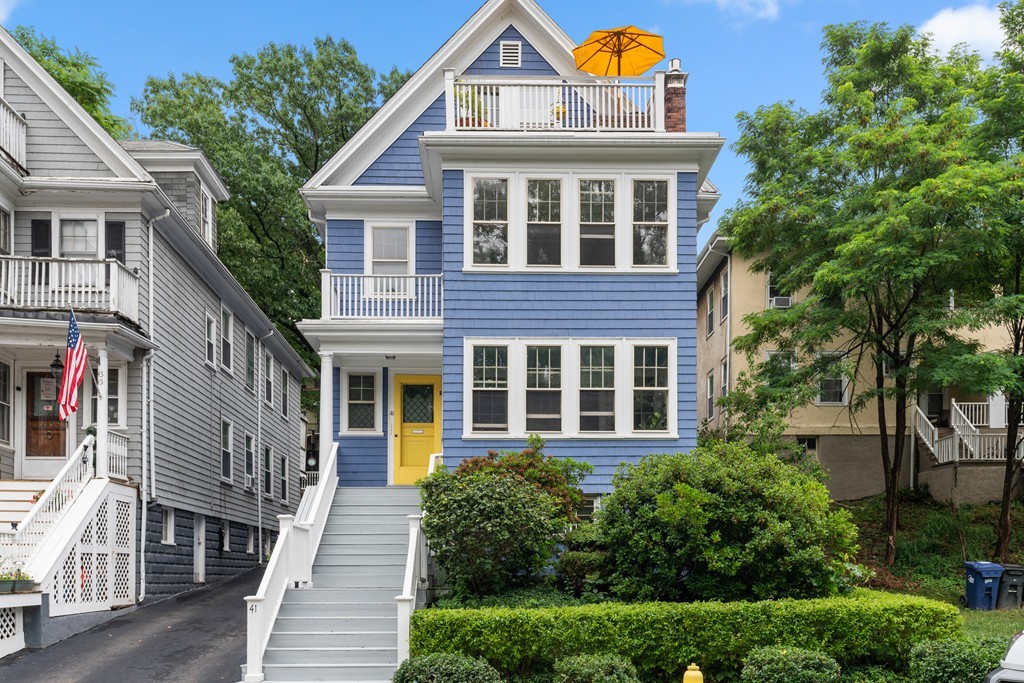 41 Wallingford Road, Unit 2 Boston, MA 02135 - Photo 1 of 19 Gallery Image 1