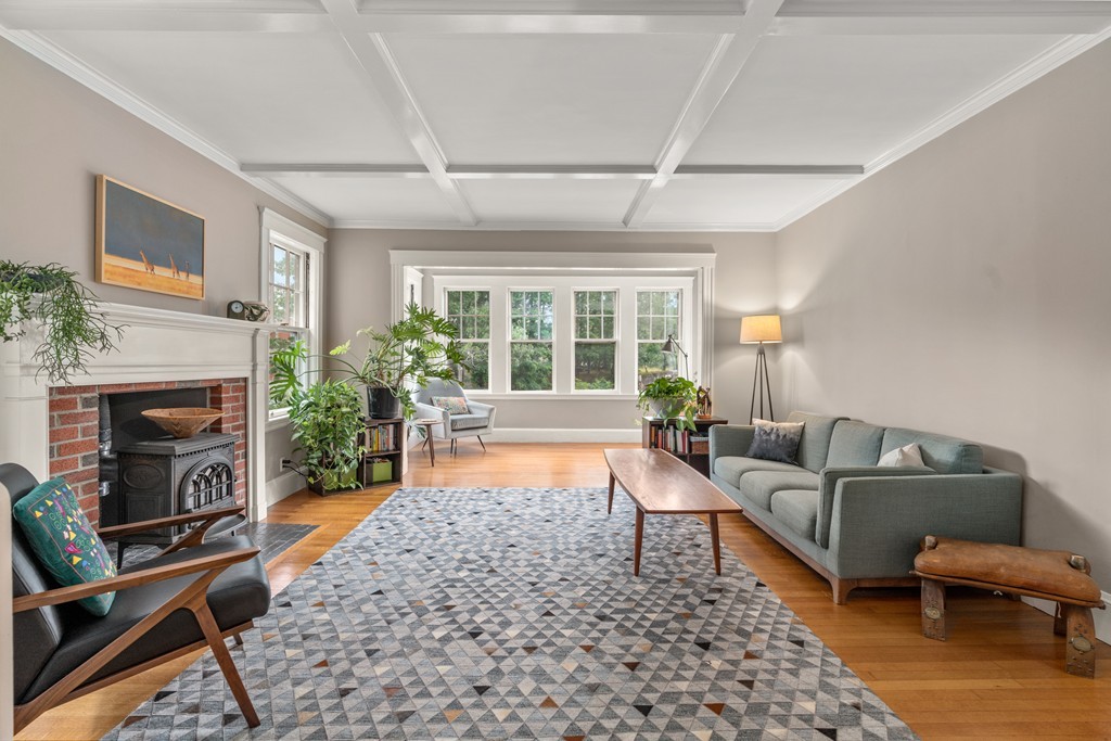 41 Wallingford Road, Unit 2 Boston, MA 02135 - Photo 3 of 19 Gallery Image 3