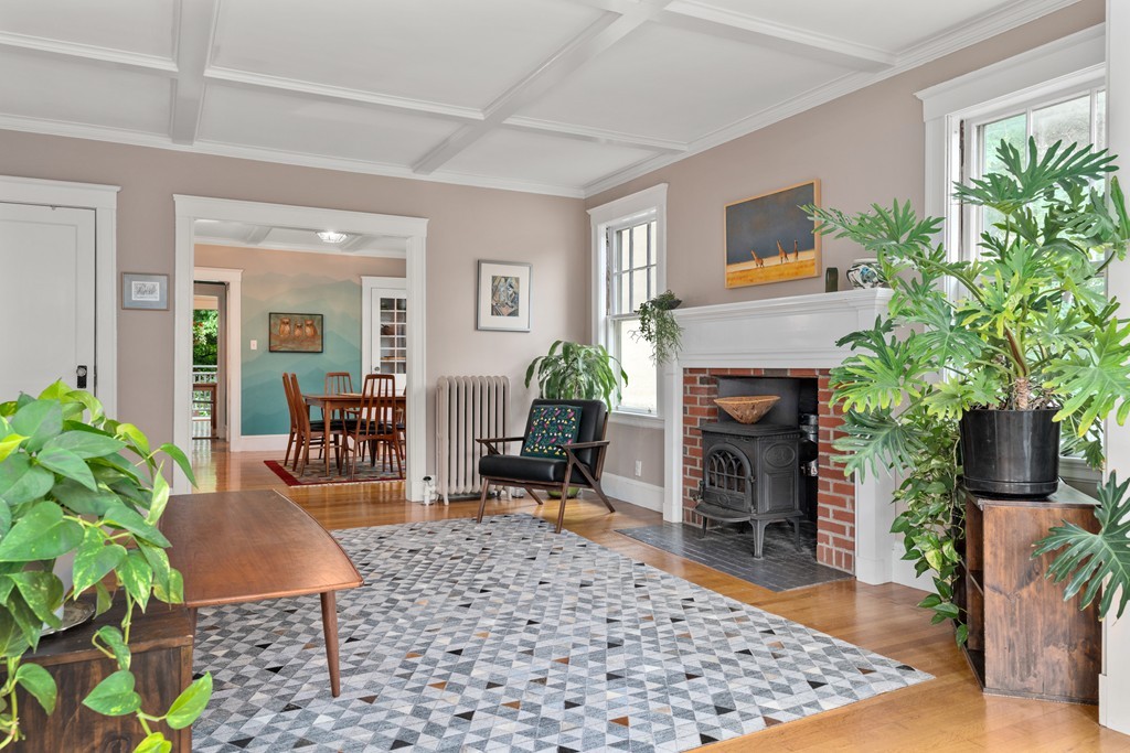 41 Wallingford Road, Unit 2 Boston, MA 02135 - Photo 4 of 19 Gallery Image 4