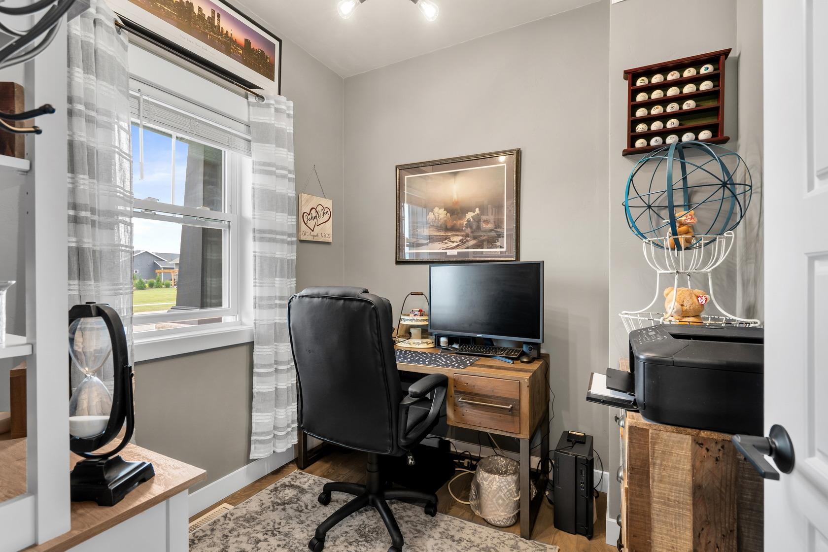 W5638 Hoelzel Way Appleton, WI 54915 - Photo 9 of 52 Gallery Image 9