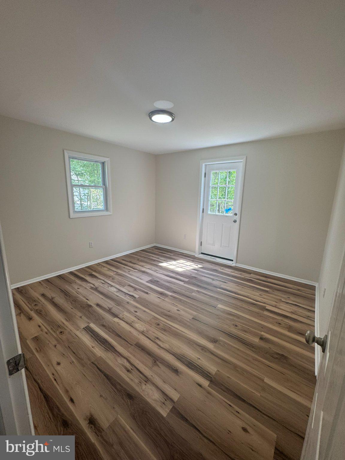 42249 St Johns Road Leonardtown, MD 20650 - Photo 6 of 10 Bright and airy blank canvas room.