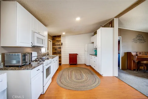 $695,800 | 2863 Ox Yoke Pass, Pioneertown, CA 92268