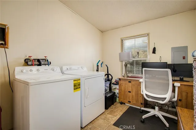 $695,800 | 2863 Ox Yoke Pass, Pioneertown, CA 92268