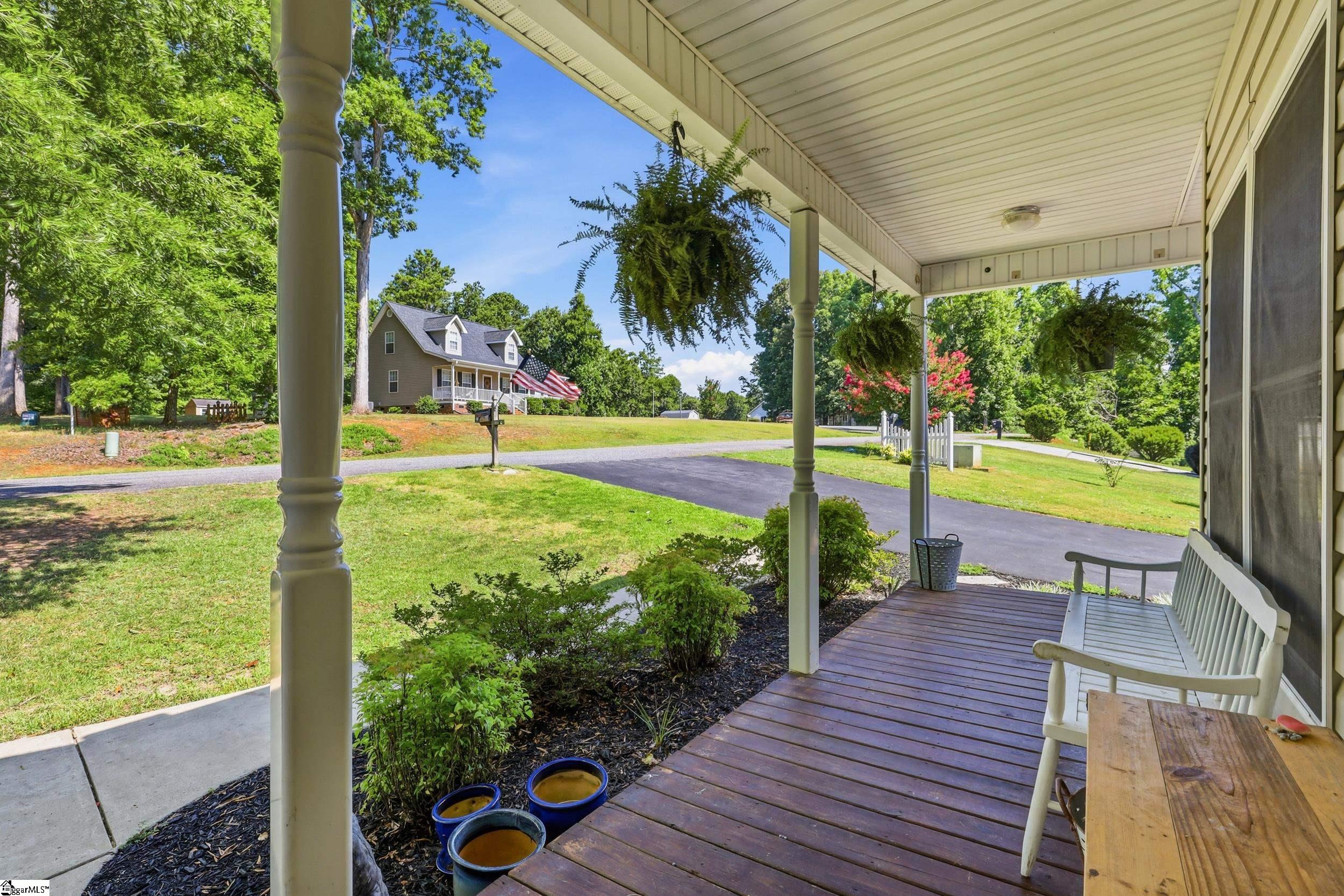 110 Brookside Circle Honea Path, SC 29654 - Photo 3 of 36 Gallery Image 3