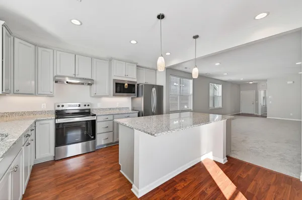 $539,900 | 19572 102nd Place, Rogers, MN 55374