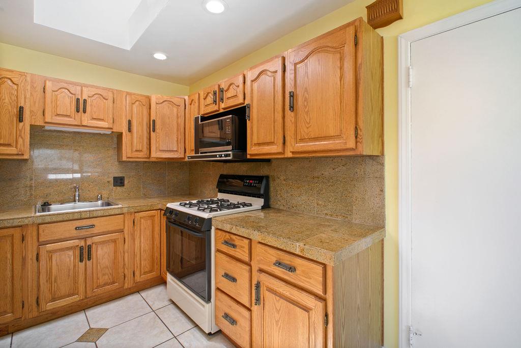235 Modoc Place Pacifica, CA 94044 - Photo 21 of 38