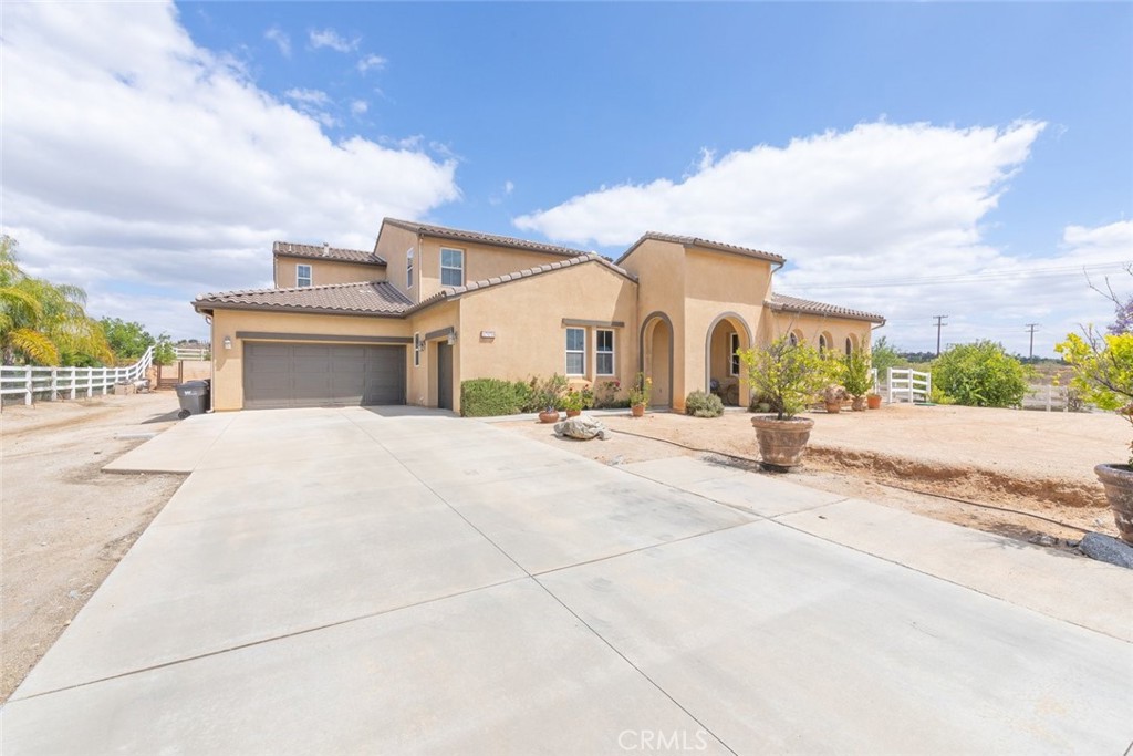 17970 Wildwood Creek Road Riverside, CA 92504 - Photo 2 of 54