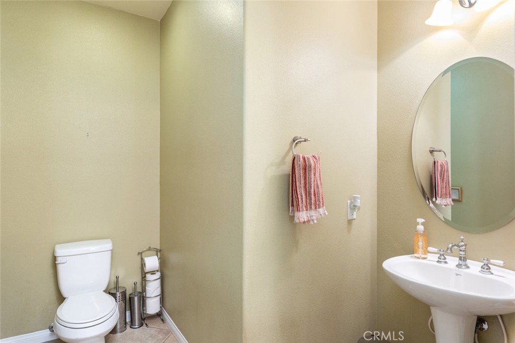 17970 Wildwood Creek Road Riverside, CA 92504 - Photo 24 of 54
