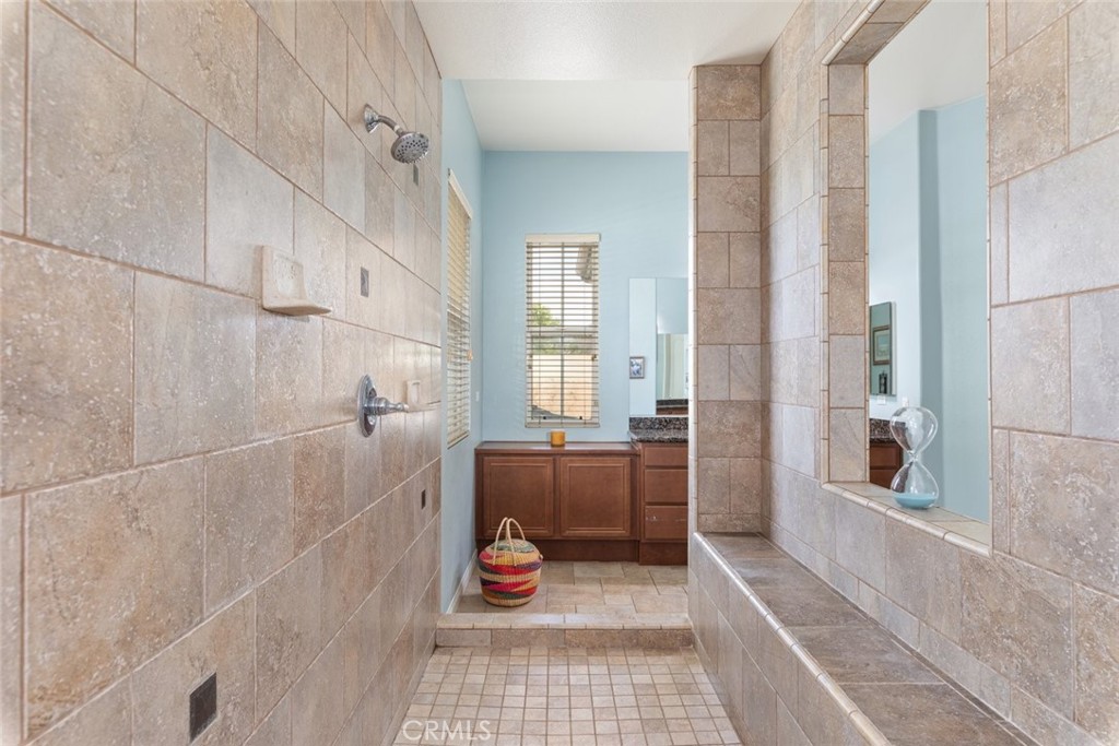 17970 Wildwood Creek Road Riverside, CA 92504 - Photo 30 of 54