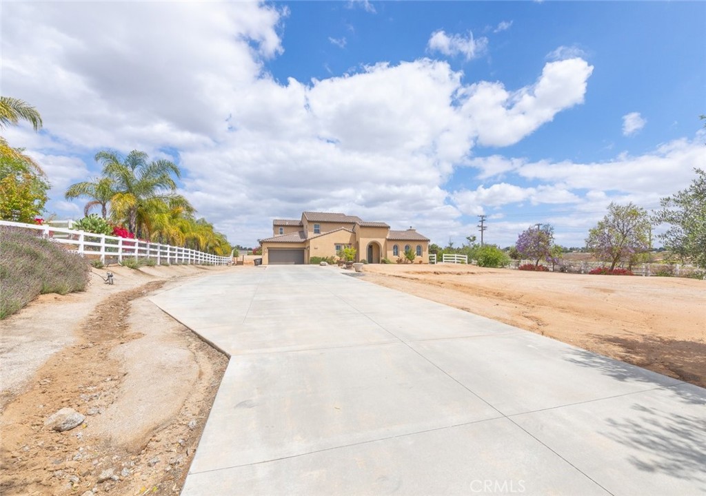 17970 Wildwood Creek Road Riverside, CA 92504 - Photo 3 of 54