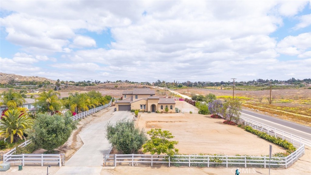 17970 Wildwood Creek Road Riverside, CA 92504 - Photo 6 of 54