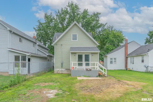 $99,900 | 617 6th Avenue South, Clinton, IA 52732
