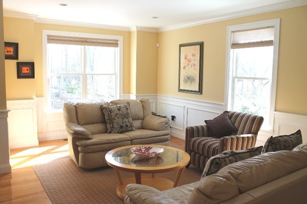 341 Marrett Road, Unit 6 Lexington, MA 02421 - Photo 3 of 25