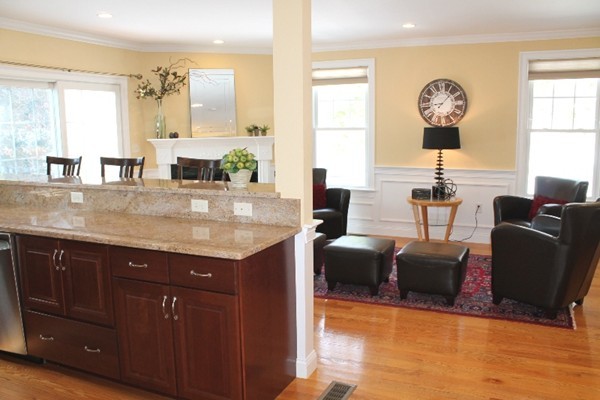 341 Marrett Road, Unit 6 Lexington, MA 02421 - Photo 10 of 25