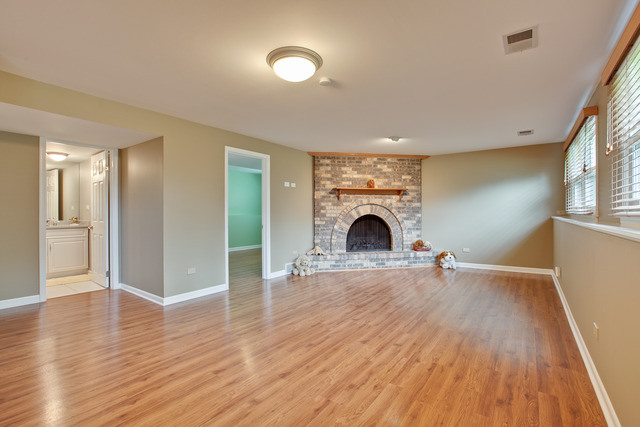 75 Downing Road Buffalo Grove, IL 60089 - Photo 11 of 25 Gallery Image 11