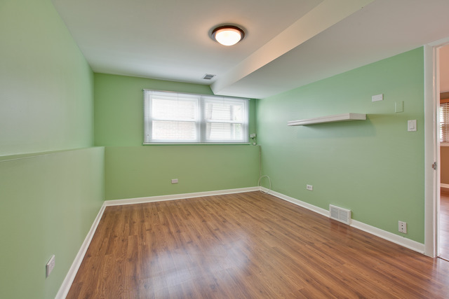 75 Downing Road Buffalo Grove, IL 60089 - Photo 14 of 25 Gallery Image 14