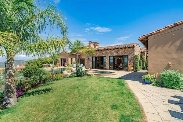$4,879,000 | 7930 Camino De Arriba, Rancho Santa Fe, CA 92067