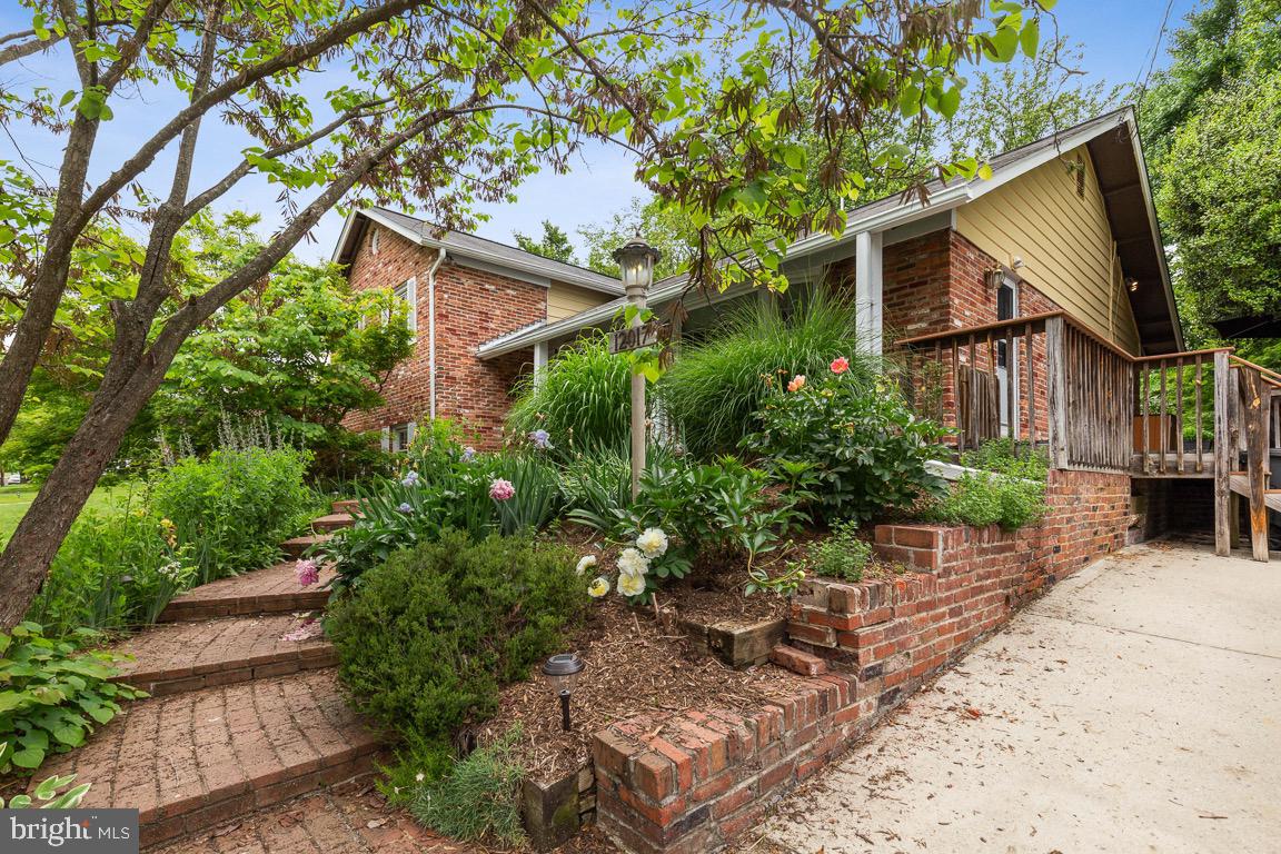 12017 Coldstream Drive Potomac, MD 20854 - Photo 33 of 39