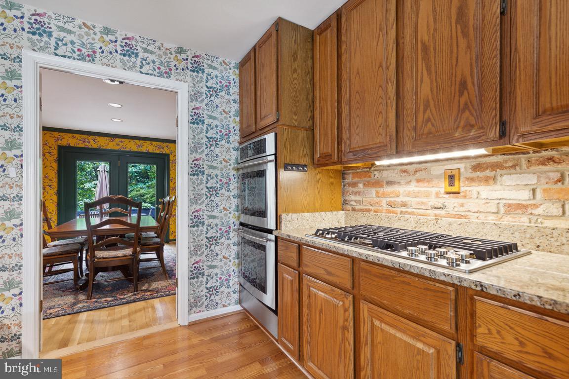 12017 Coldstream Drive Potomac, MD 20854 - Photo 9 of 39