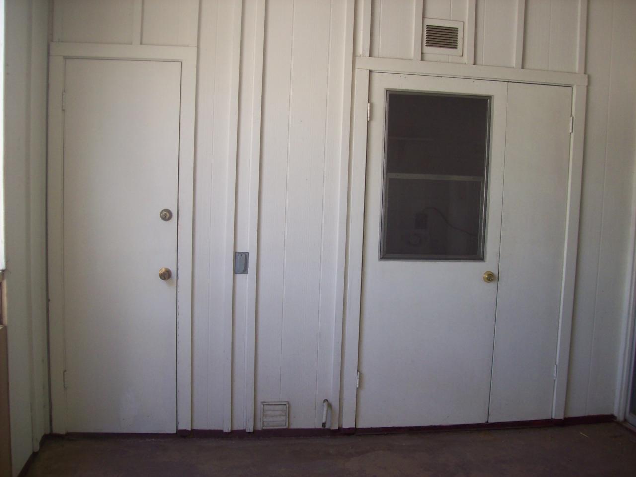 1030 East Bethany Home Road, Unit 103 Phoenix, AZ 85014 - Photo 10 of 11 Storage and Laundry