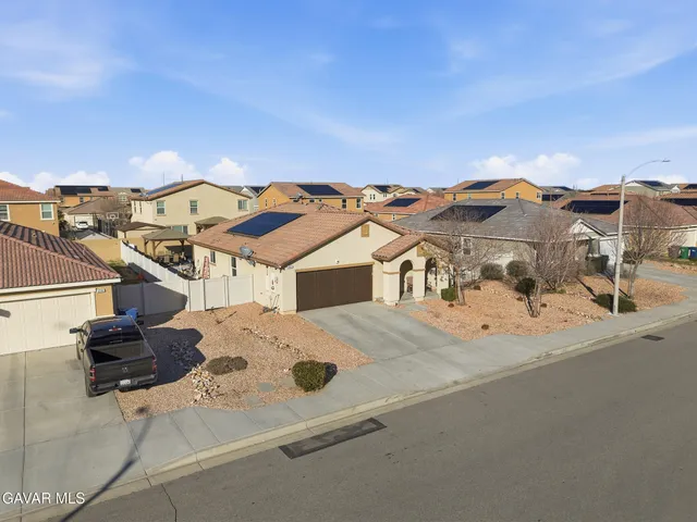 $484,900 | 3567 Garnet Lane, Lancaster, CA 93535