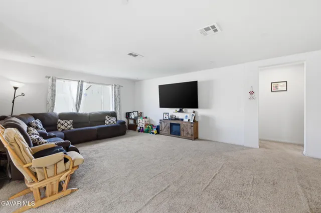 $484,900 | 3567 Garnet Lane, Lancaster, CA 93535