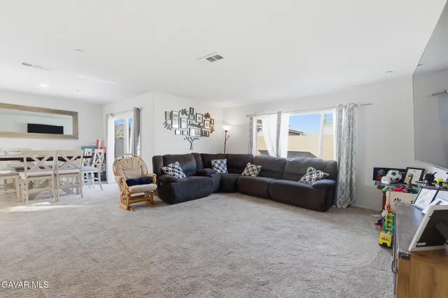 $484,900 | 3567 Garnet Lane, Lancaster, CA 93535