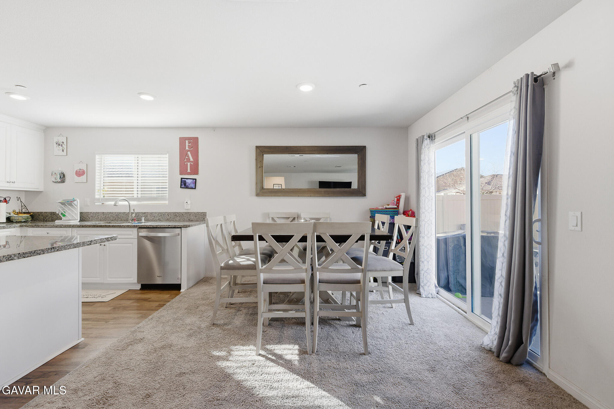 3567 Garnet Lane Lancaster, CA 93535 - Photo 8 of 37 _AR56854