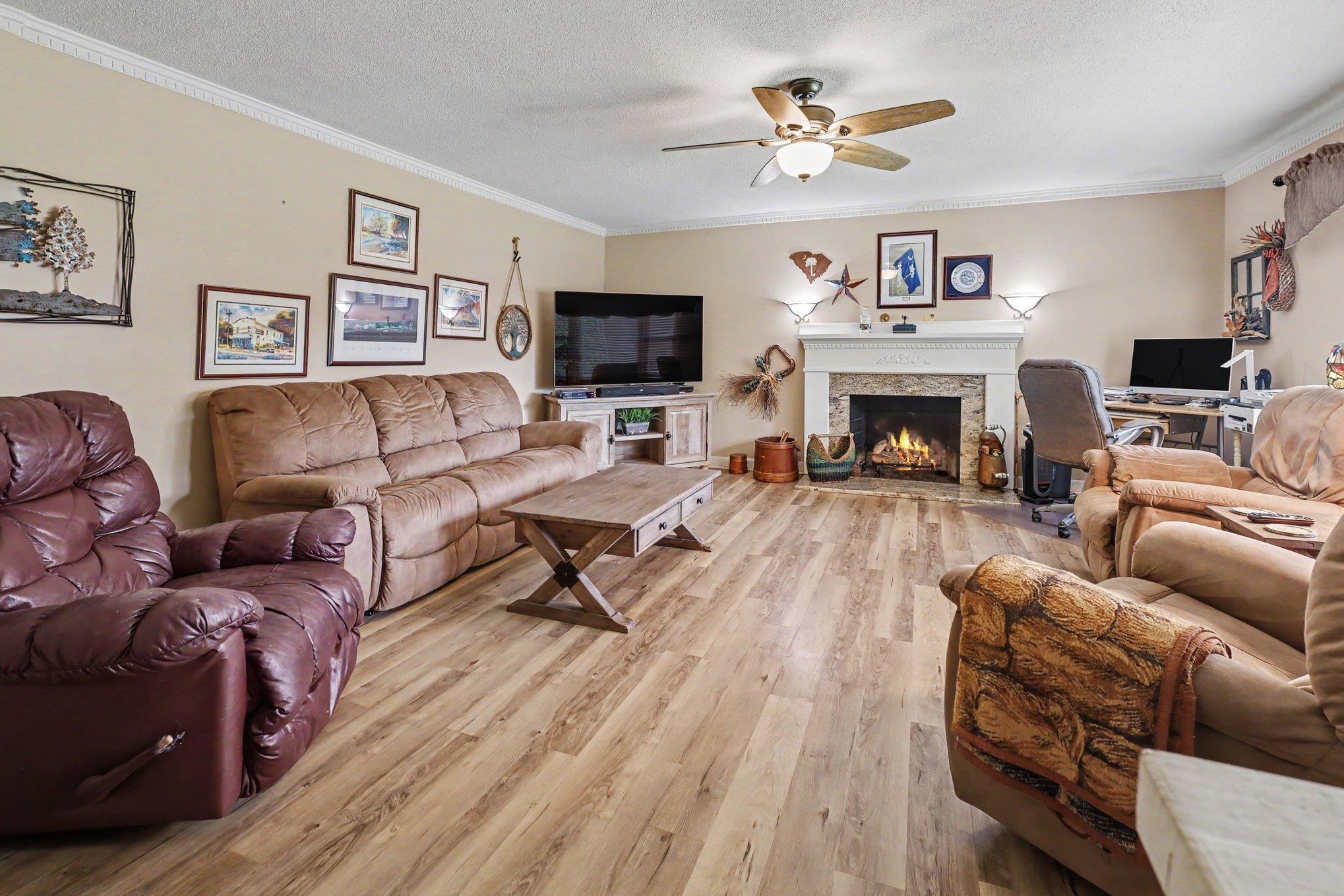 1095 Alexander Road Taylors, SC 29687 - Photo 6 of 40