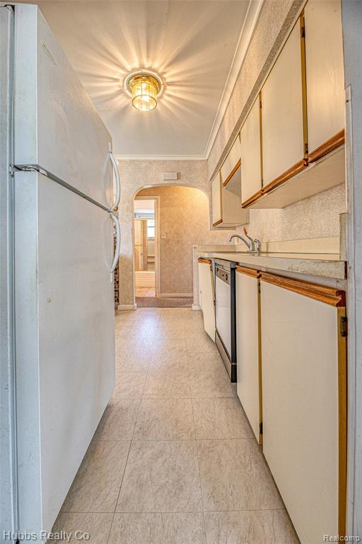 5305 Lapeer Road Burton, MI 48509 - Photo 20 of 59 Gallery Image 20