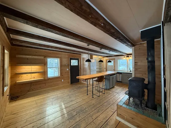 $289,000 | 1110 Creek Road, Albany, VT 05845