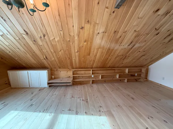 $289,000 | 1110 Creek Road, Albany, VT 05845