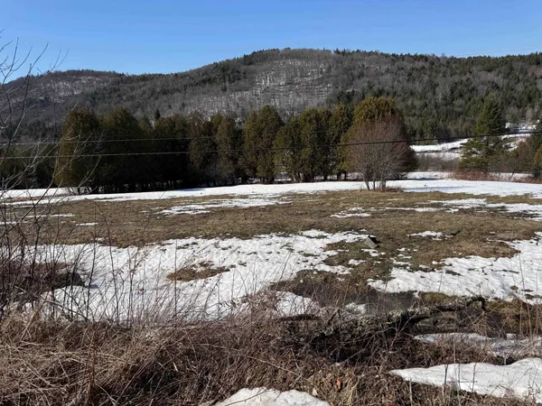 $289,000 | 1110 Creek Road, Albany, VT 05845