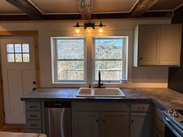 $289,000 | 1110 Creek Road, Albany, VT 05845