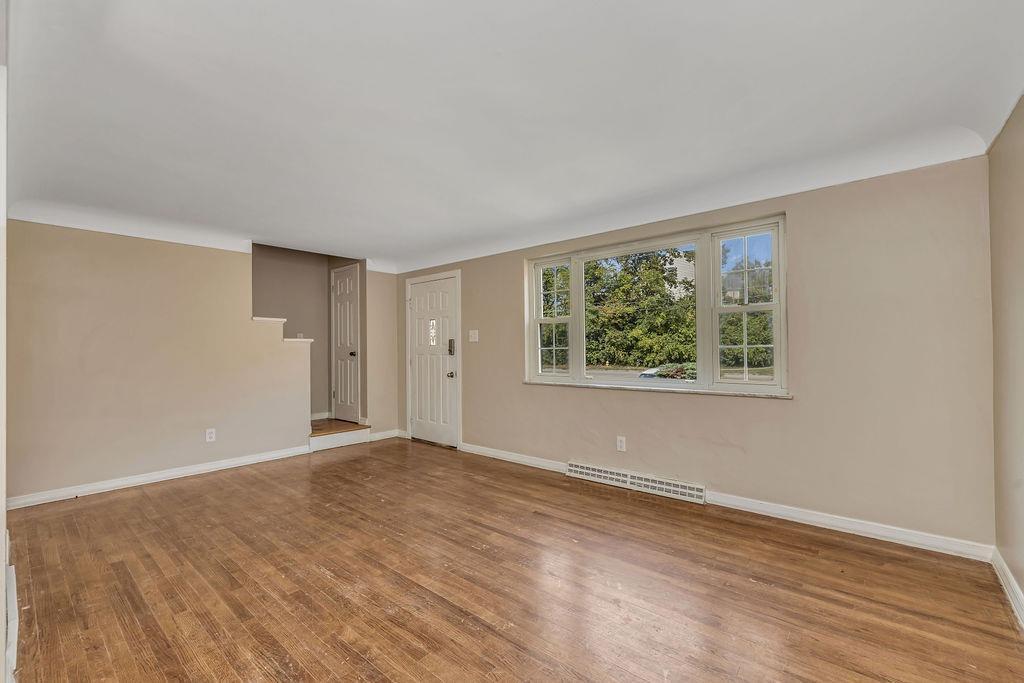 5421 Rapid Run Road Cincinnati, OH 45238 - Photo 14 of 38