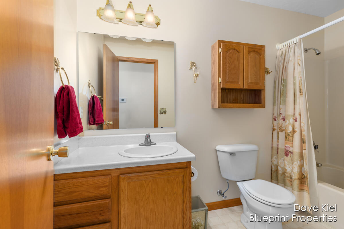 2207 Rozell Drive Middleville, MI 49333 - Photo 12 of 32 IMG_1011