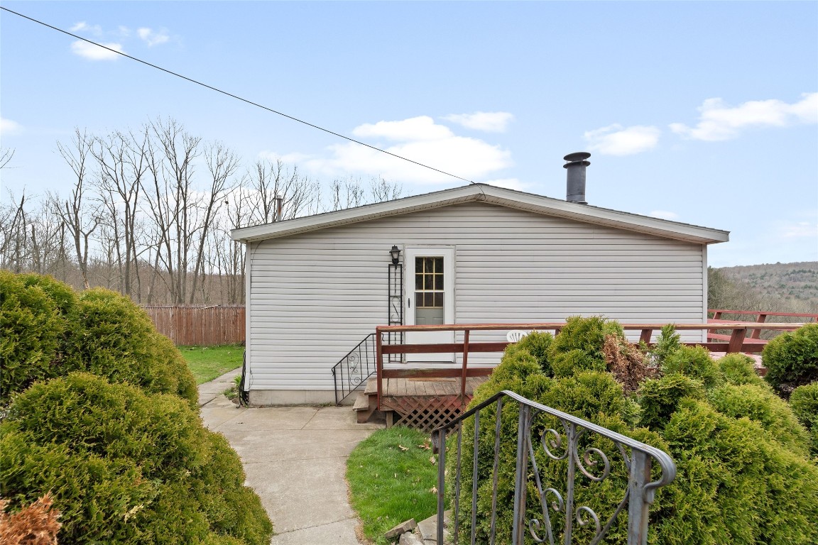 318 Penny Hollow Road Nineveh, NY 13813 - Photo 2 of 20