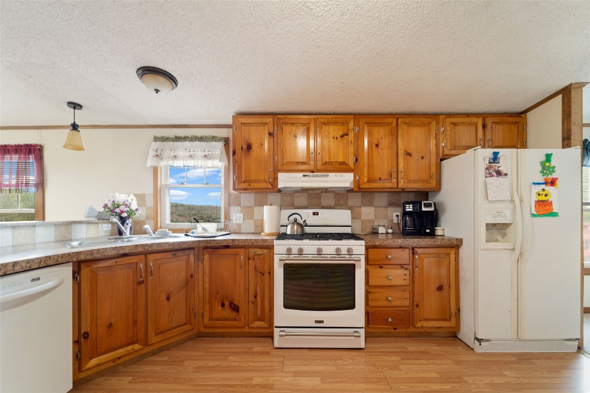 318 Penny Hollow Road Nineveh, NY 13813 - Photo 7 of 20