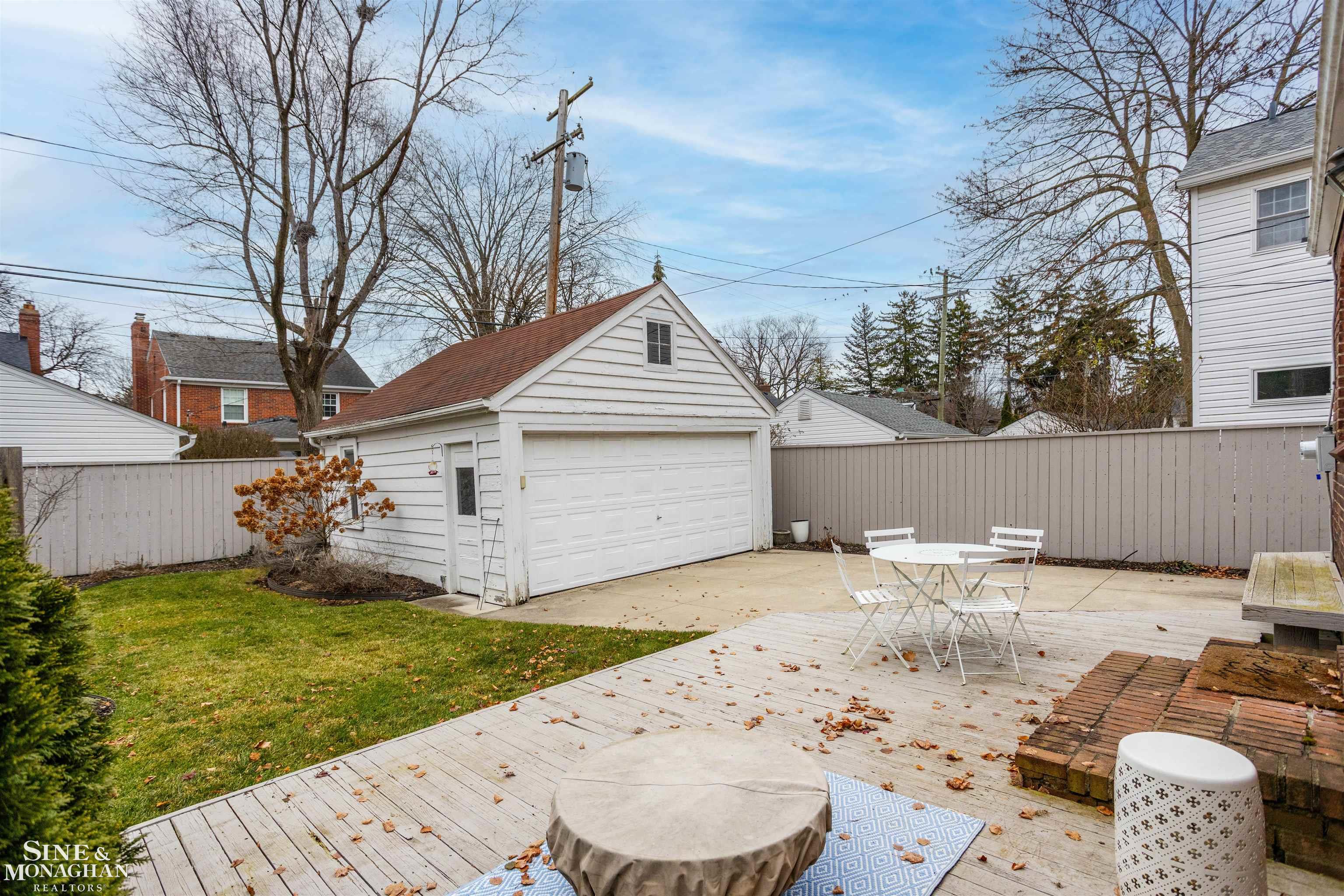 454 Cloverly Road Grosse Pointe Farms, MI 48236 - Photo 30 of 38