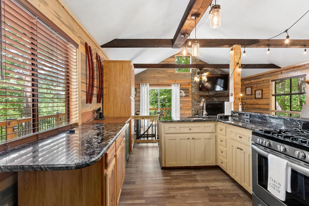 513 Persimmon Hts Road Murphy, NC 28906 - Photo 8 of 61