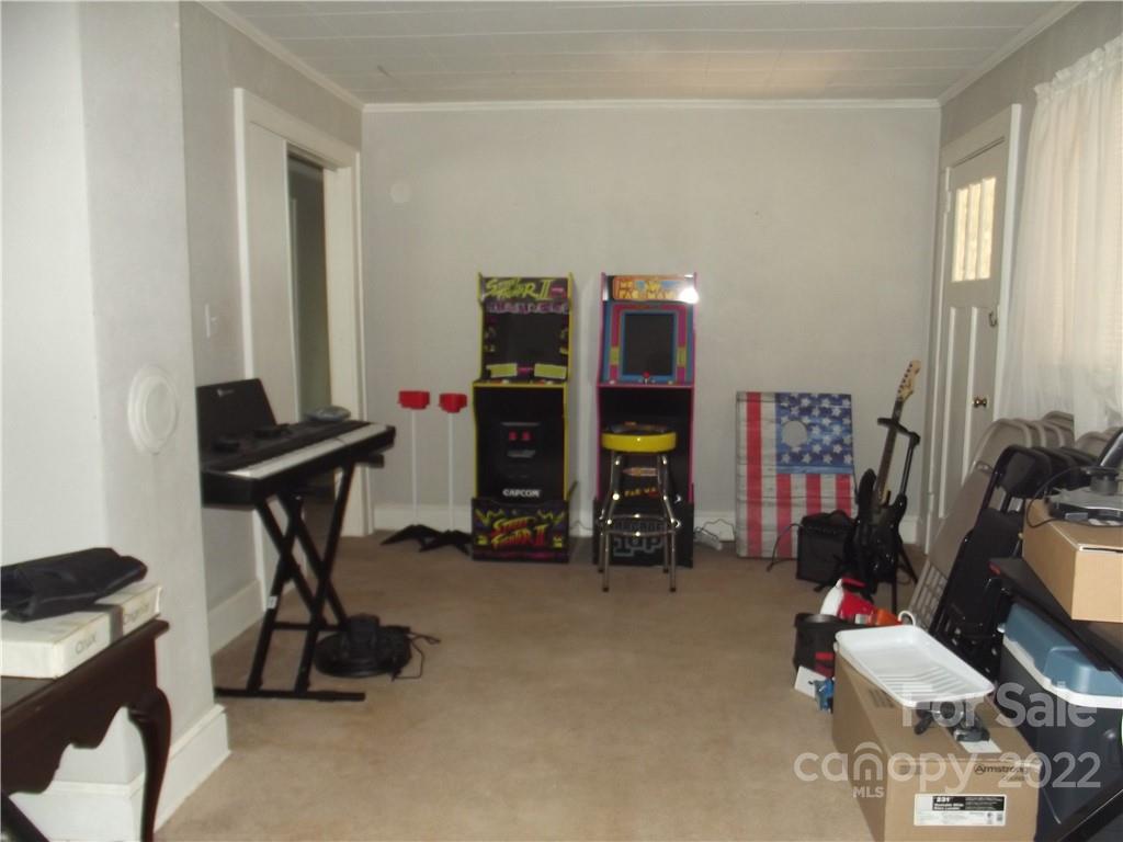 4881 Lee Cline Road Conover, NC 28613 - Photo 10 of 21 Gallery Image 10
