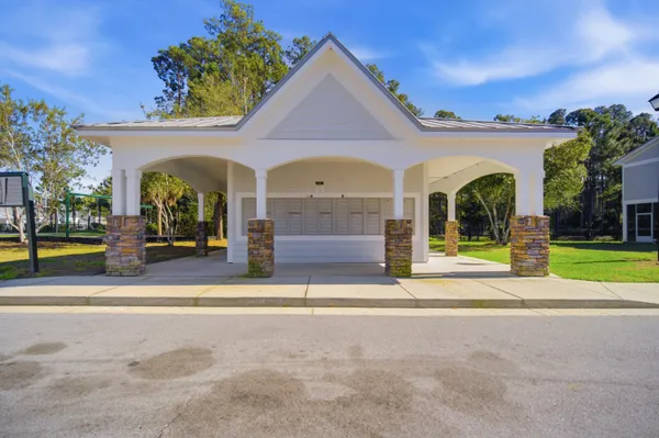 $259,000 | 139 Date Palm Lane, Freeport, FL 32439