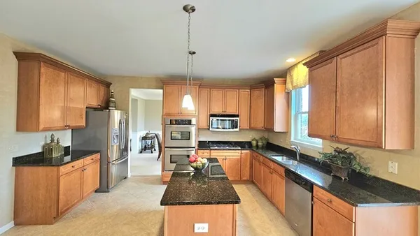 $480,990 | 19723 Oakwood Avenue, Lynwood, IL 60411
