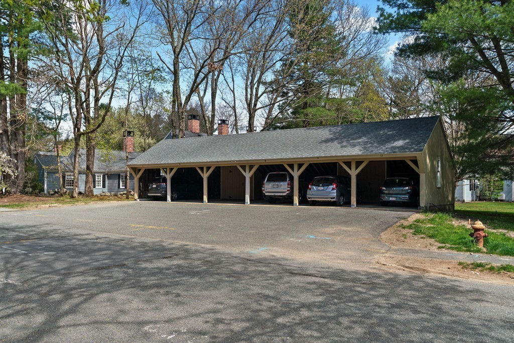 93 Jericho Road, Unit 93 Weston, MA 02493 - Photo 12 of 13