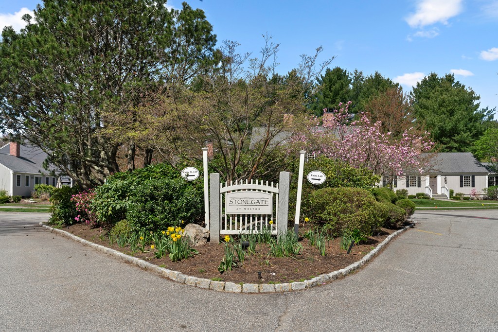 93 Jericho Road, Unit 93 Weston, MA 02493 - Photo 13 of 13