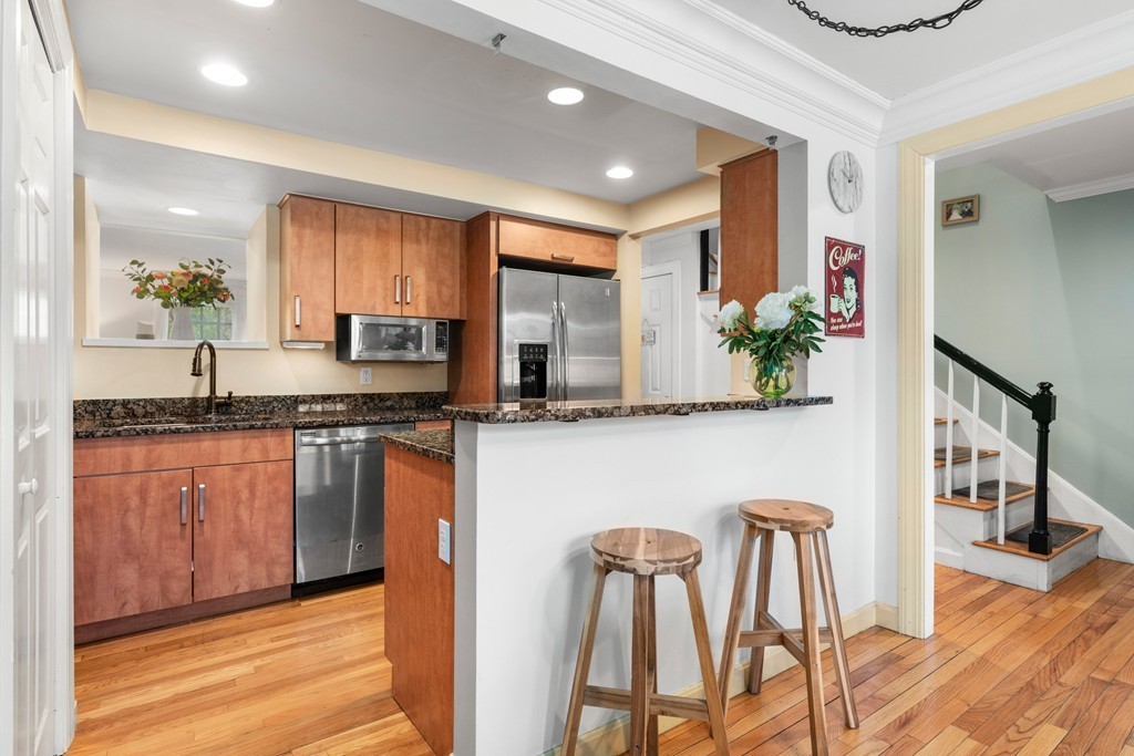 93 Jericho Road, Unit 93 Weston, MA 02493 - Photo 4 of 13