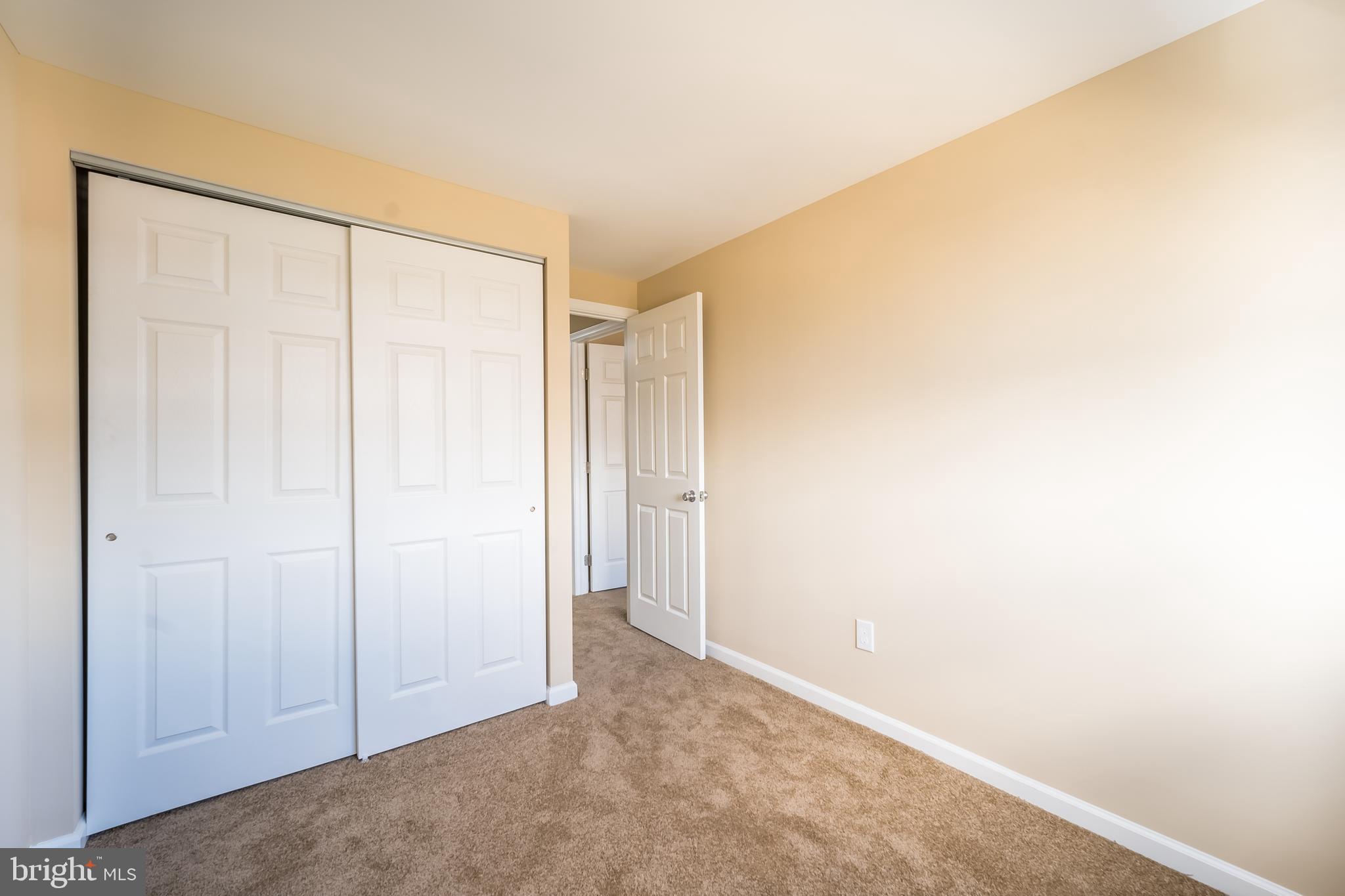 12150 Aster Road Philadelphia, PA 19154 - Photo 6 of 19