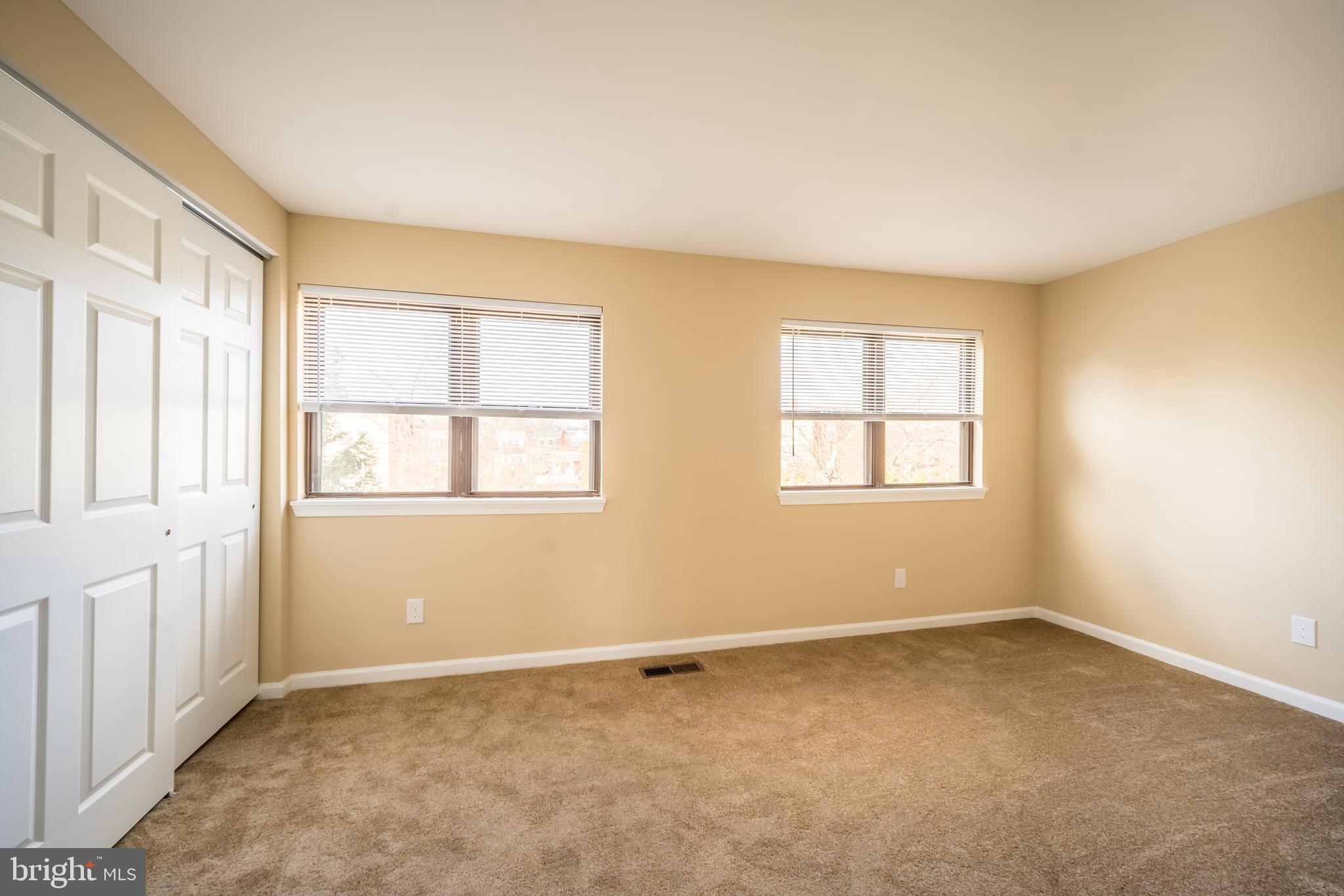 12150 Aster Road Philadelphia, PA 19154 - Photo 10 of 19